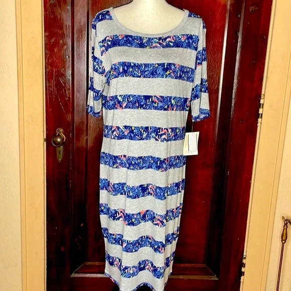 LuLaRoe | Dresses | Clearance Lularoe Julia Fitted Dress 2xl | Poshmark